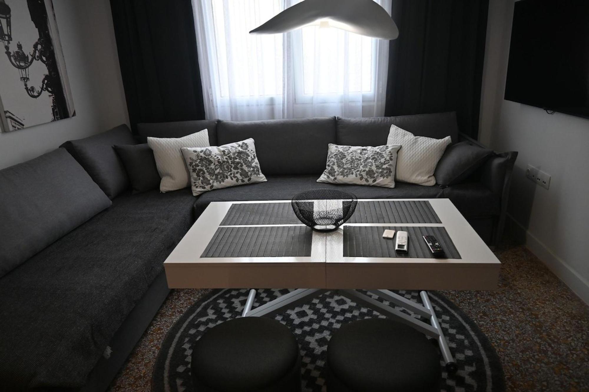Haris 303 Apartment By Vpn Accomodation Atenas Exterior foto